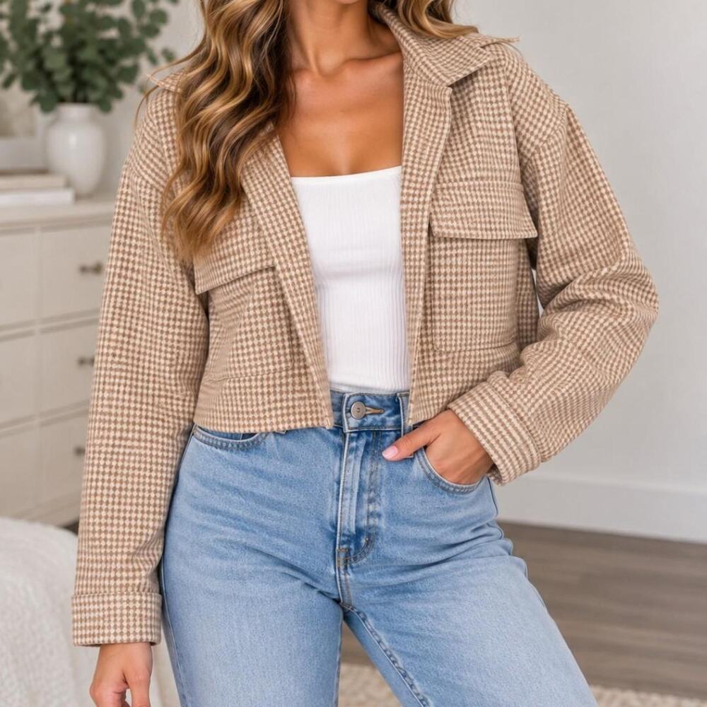 Love notes brown and beige crop button up top